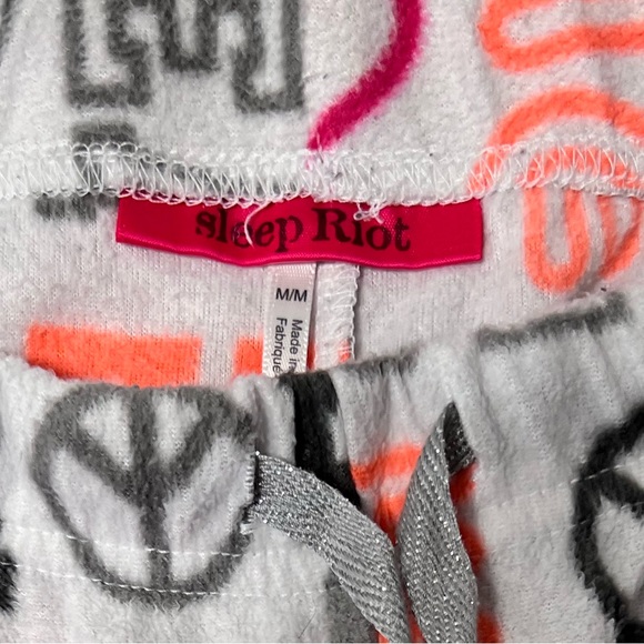 Sleep Riot Pajama Set - Picture 4 of 6